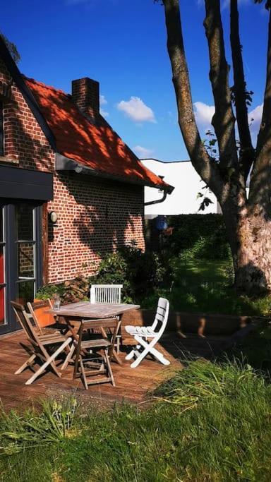 Villa Ferme De Caractere Avec Piscine Et Cheminee Sainghin-en-Mélantois Exterior foto